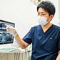 インプラント治療の流れ