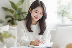 スケジュールを確認する女性